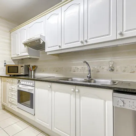 Apartament Avda De Rhode 113 - Barneda *