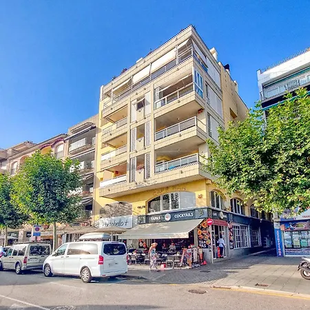 Avda De Rhode 113 - Barneda Apartament *